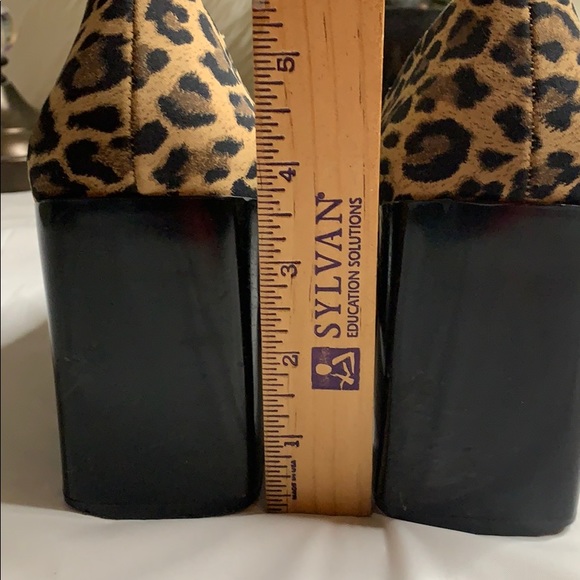 Nine West leopard print pump - Picture 5 of 5